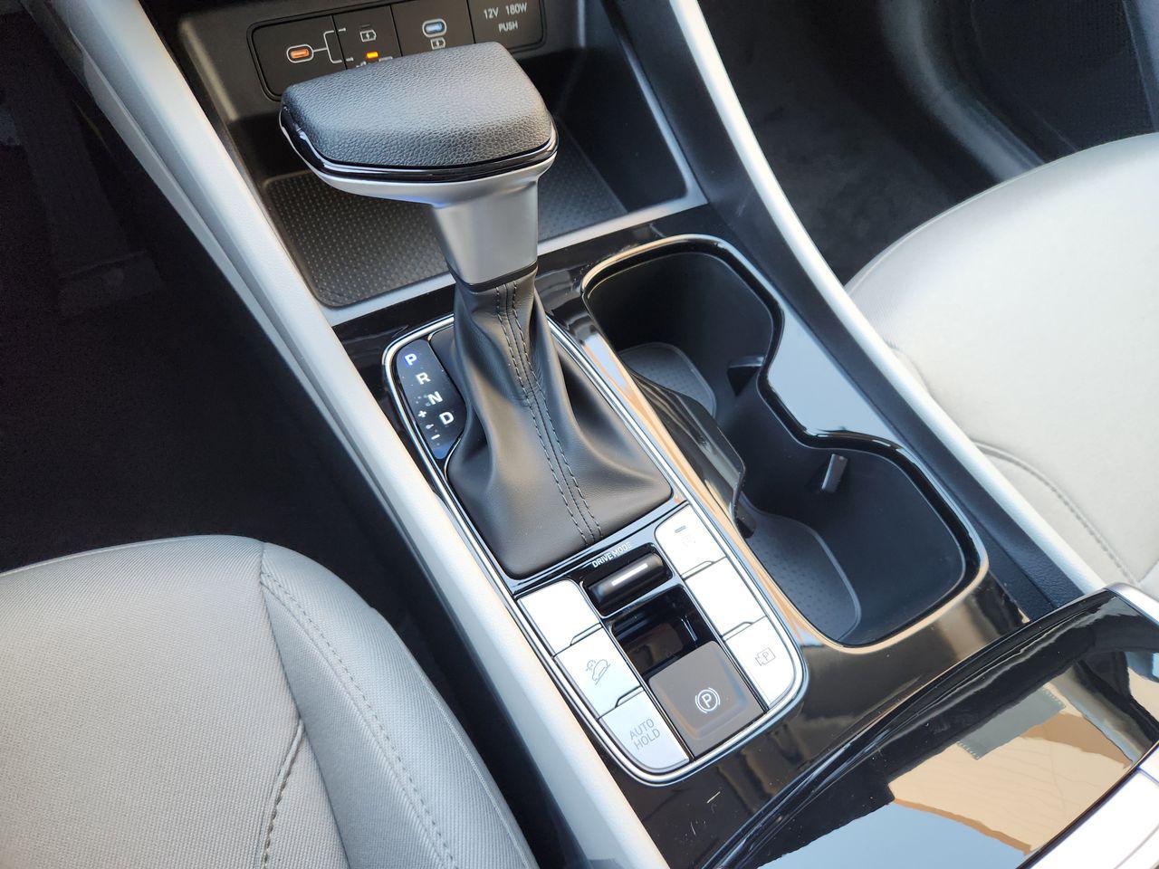 New 2026 W6H White Hyundai SEL FWD image 16