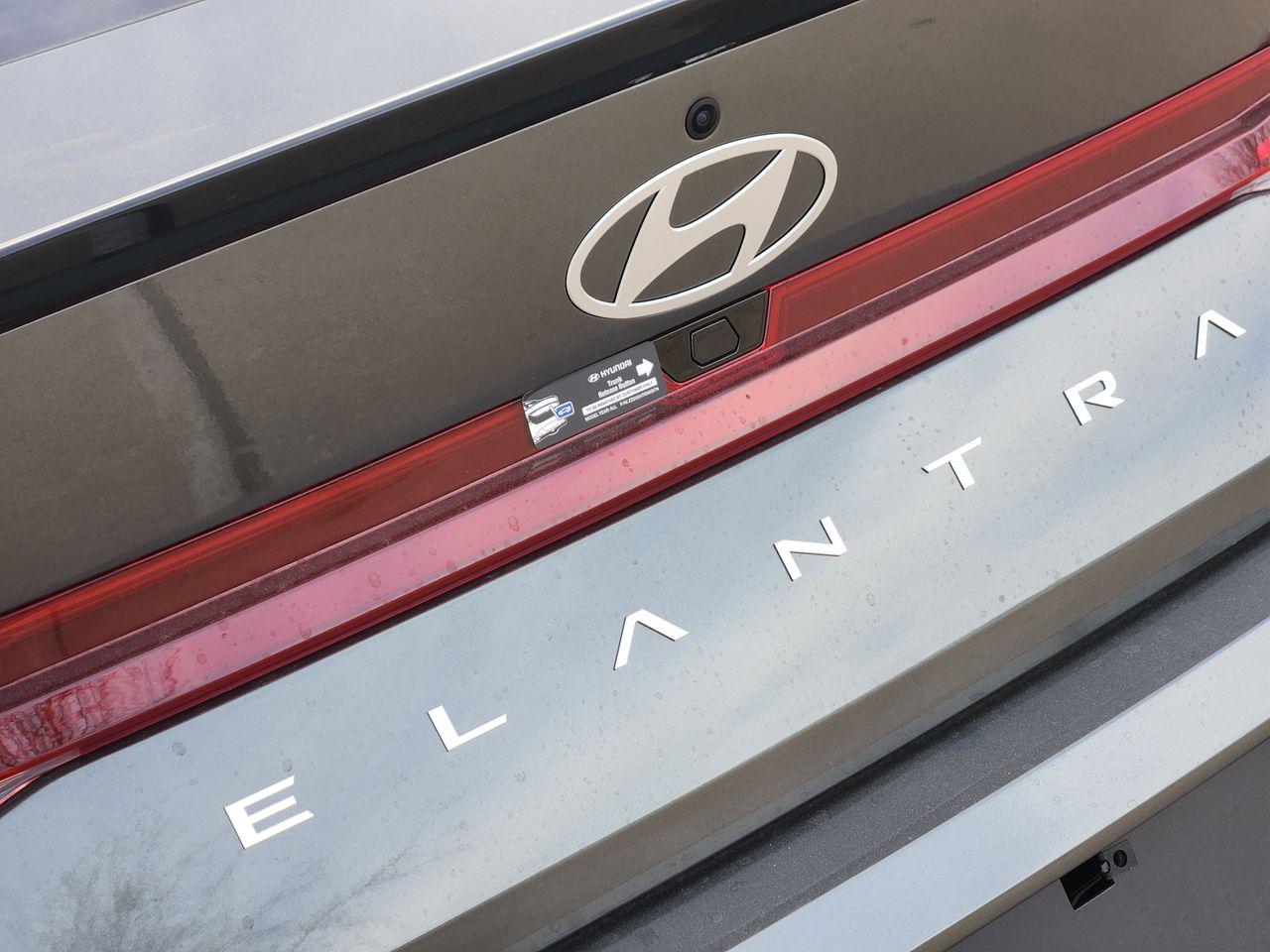 New 2026 A5G Gray Hyundai SEL Sport image 8