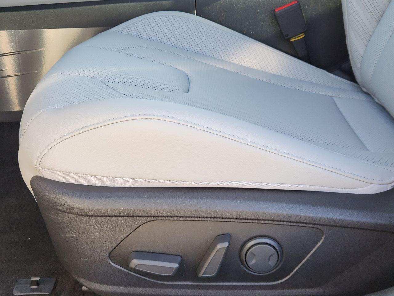 New 2026 M6T Hyundai Limited image 24