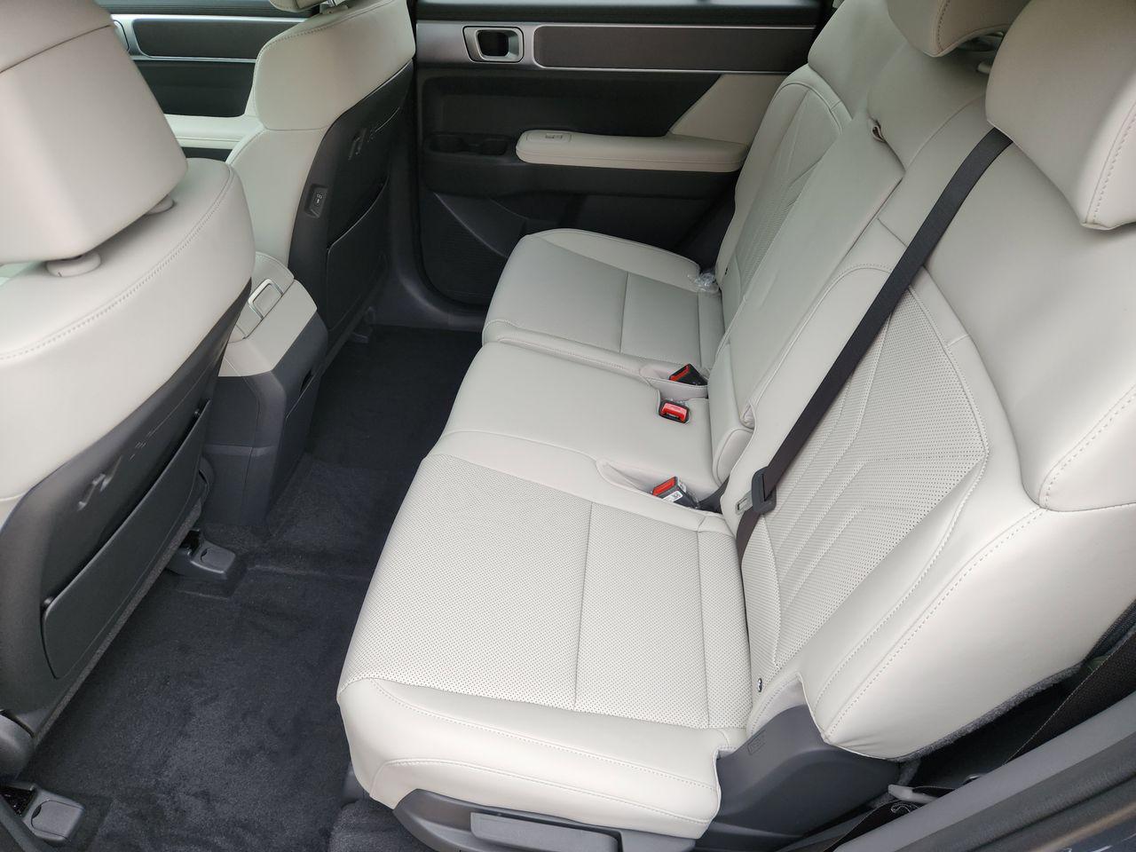 New 2026 Ecotronic Gray Hyundai SEL FWD image 27
