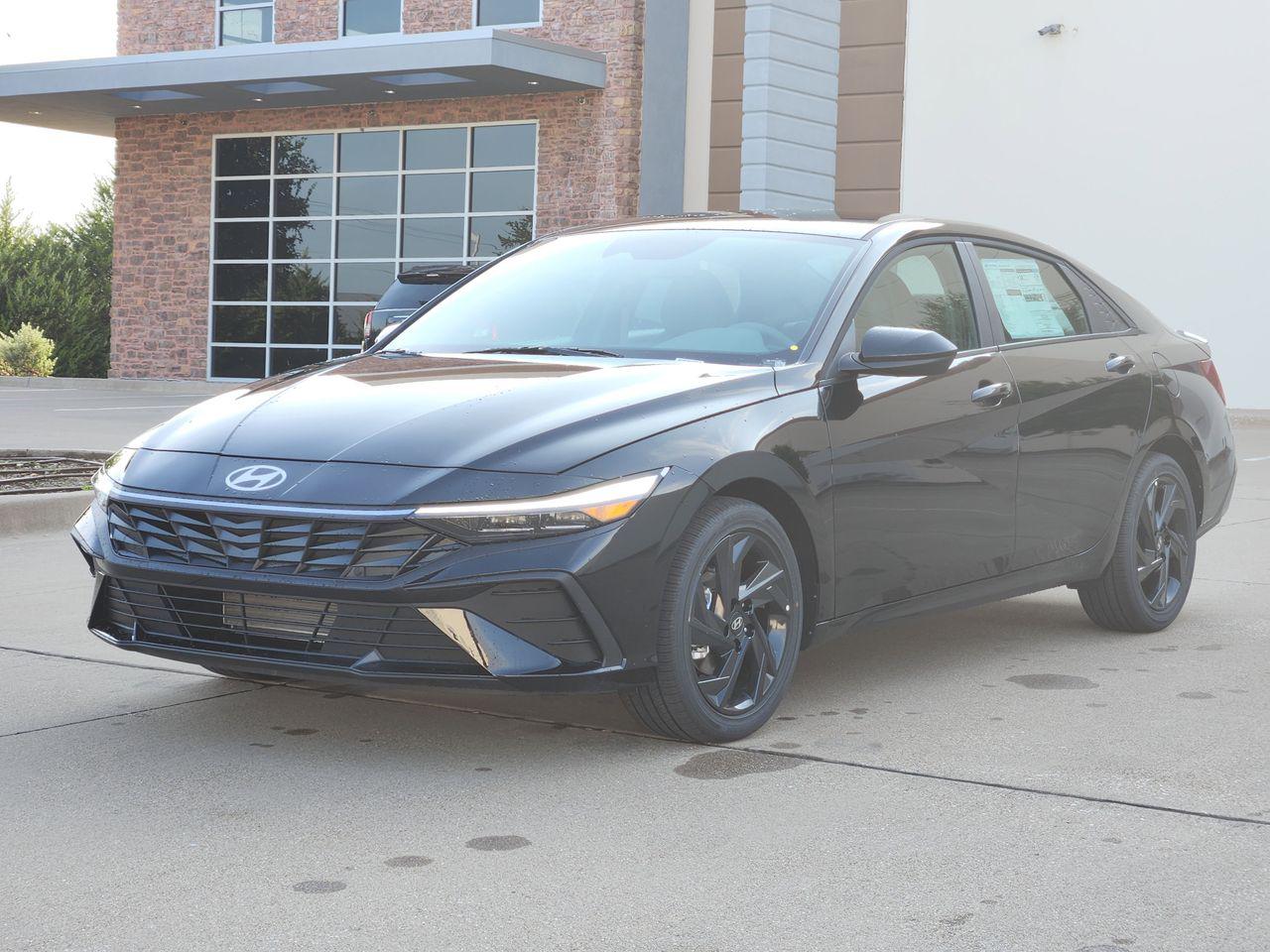 New 2026 Abyss Black Hyundai SEL Sport image 2