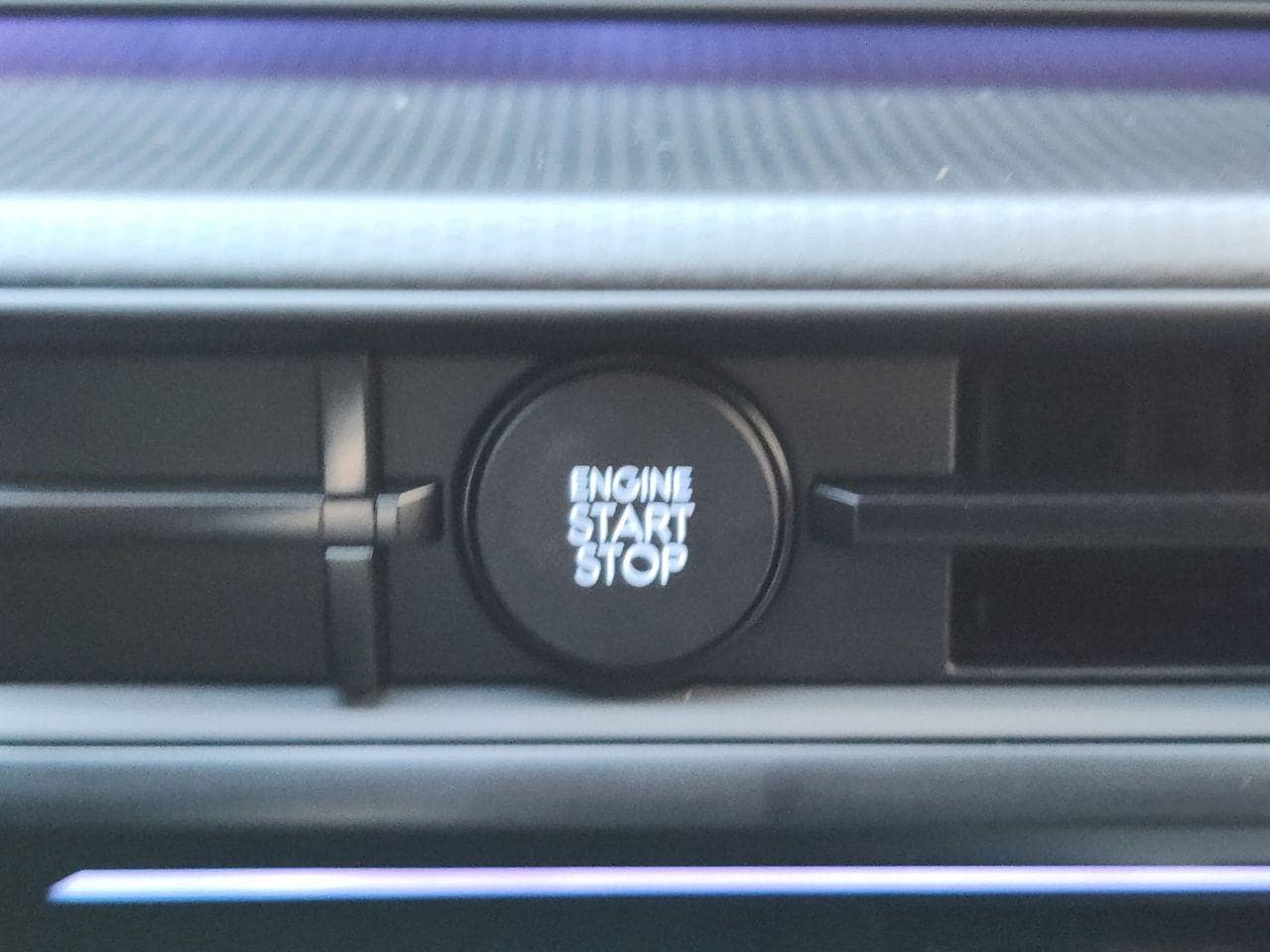 New 2026 R2T Silver Hyundai Calligraphy FWD image 18