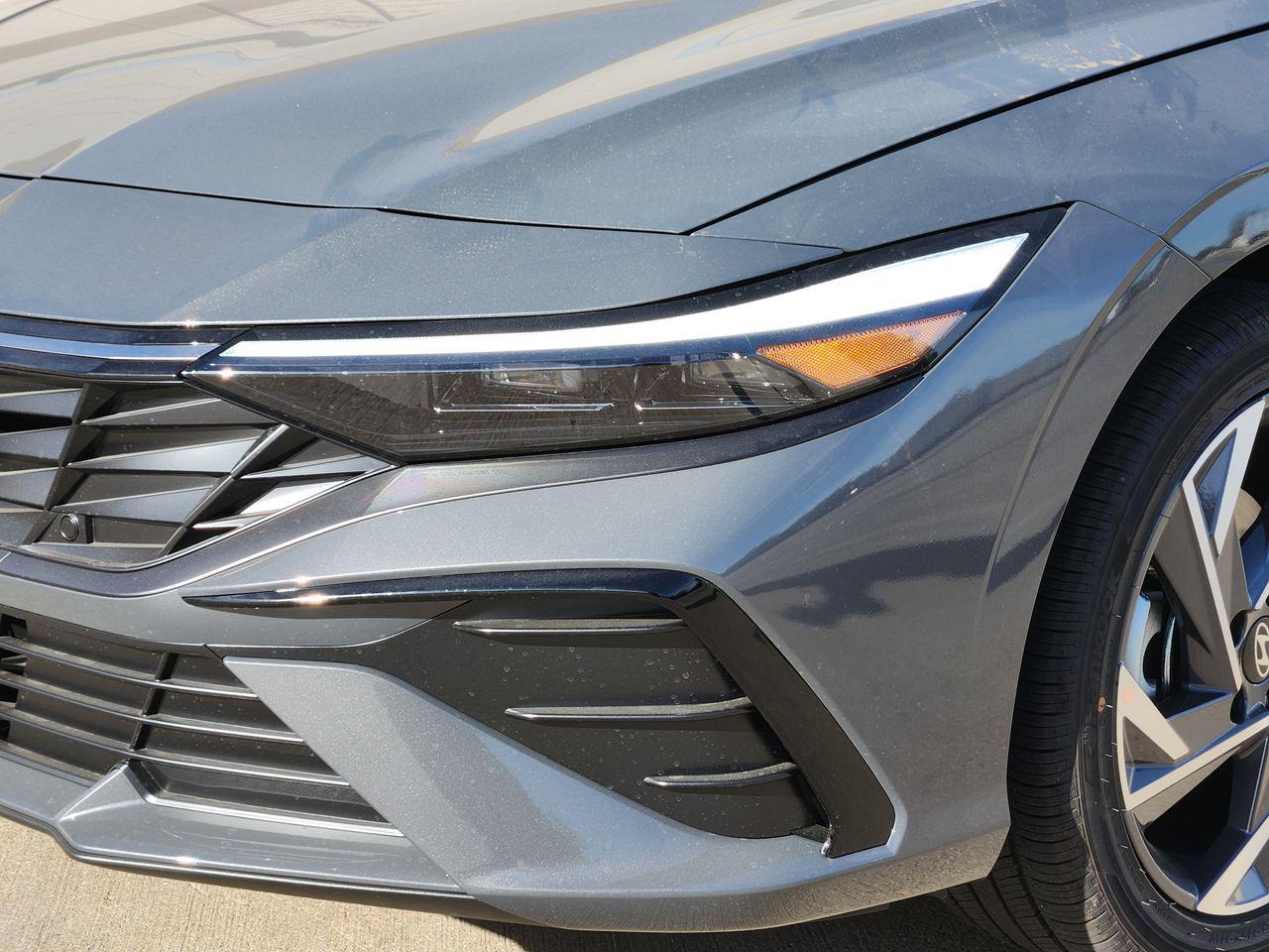 New 2026 PE2 Gray Hyundai Limited image 6