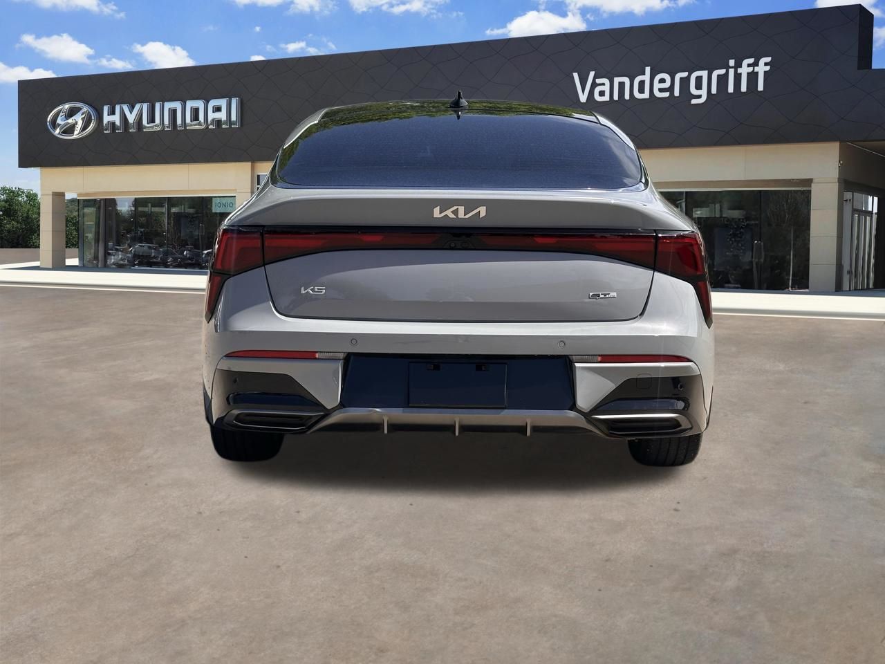 Used 2025 Wolf Gray Kia GT-Line image 13