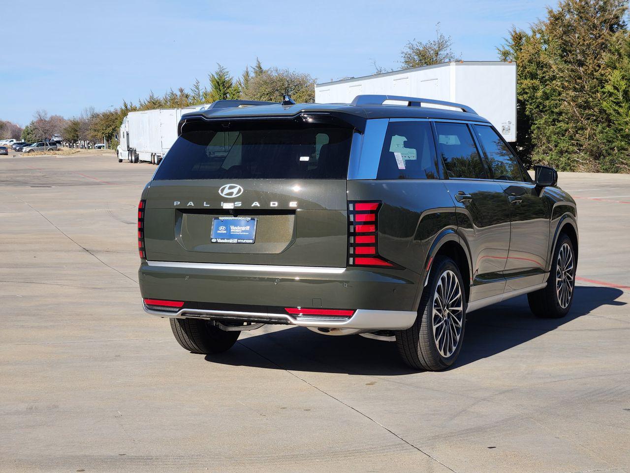 New 2026 Titan Charcoal Pearl Hyundai Calligraphy FWD image 4