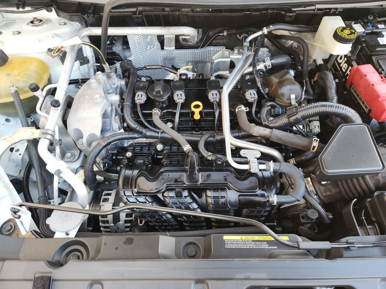 Used 2021 Glacier White Nissan S image 27