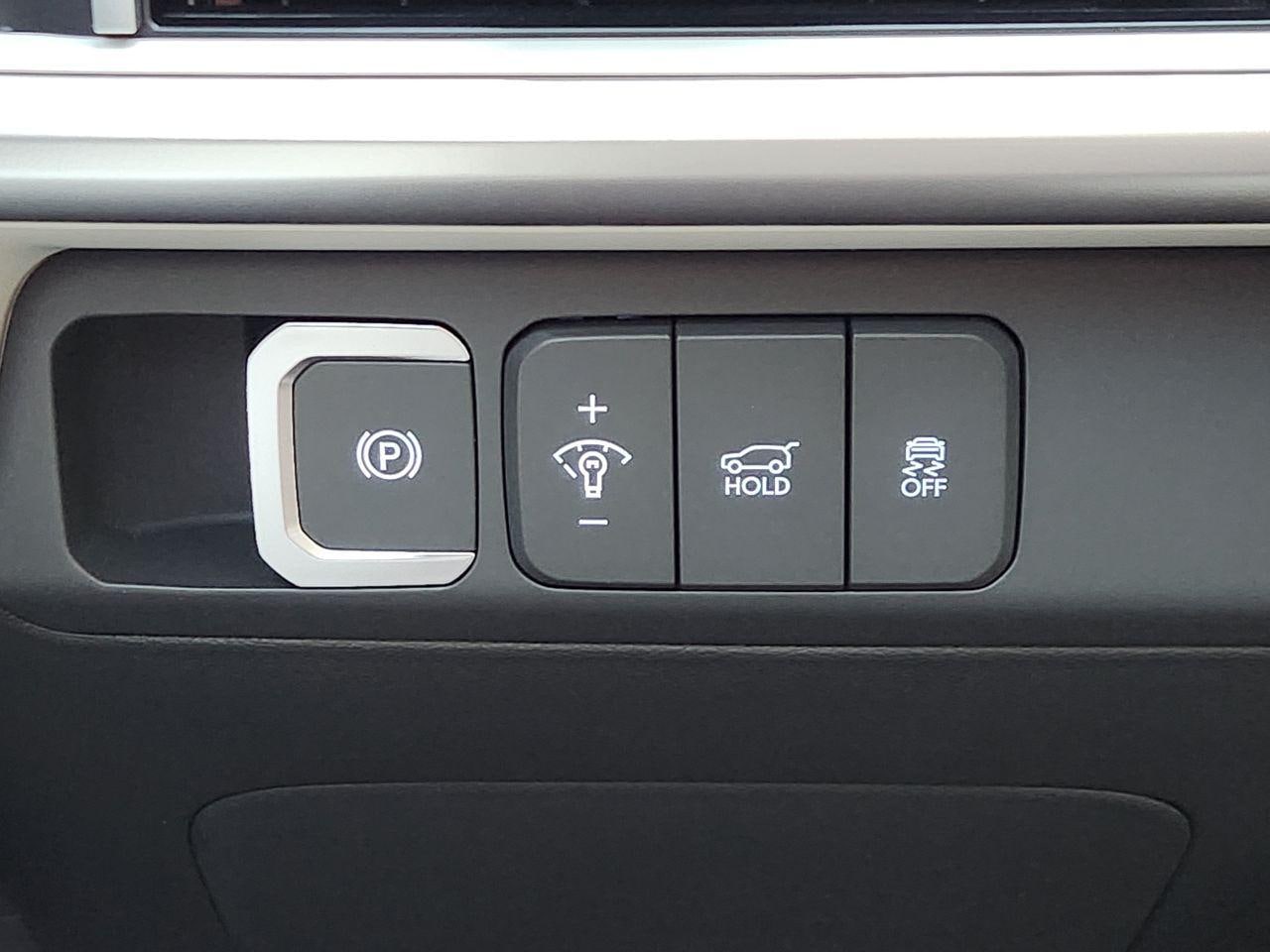 New 2027 Serenity White Hyundai SE FWD image 20