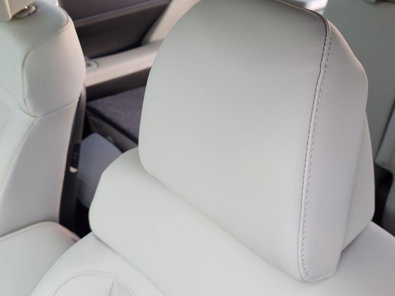 New 2026 Ecotronic Gray Hyundai SEL FWD image 11