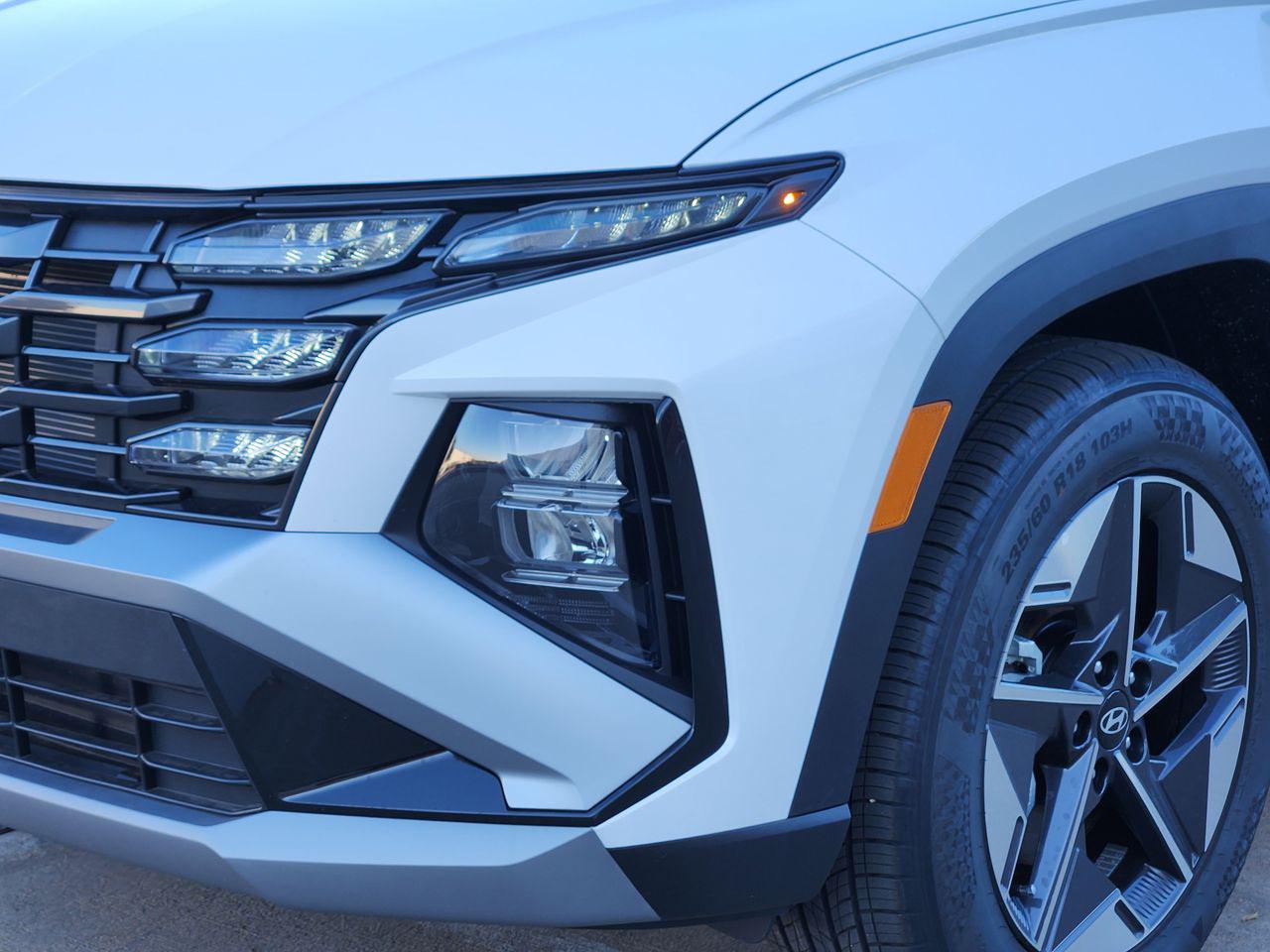 New 2026 W6H White Hyundai SEL FWD image 6