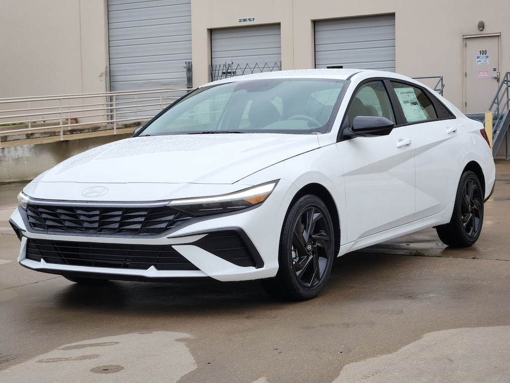 New 2026 Hyundai Elantra SEL Sport Sedan