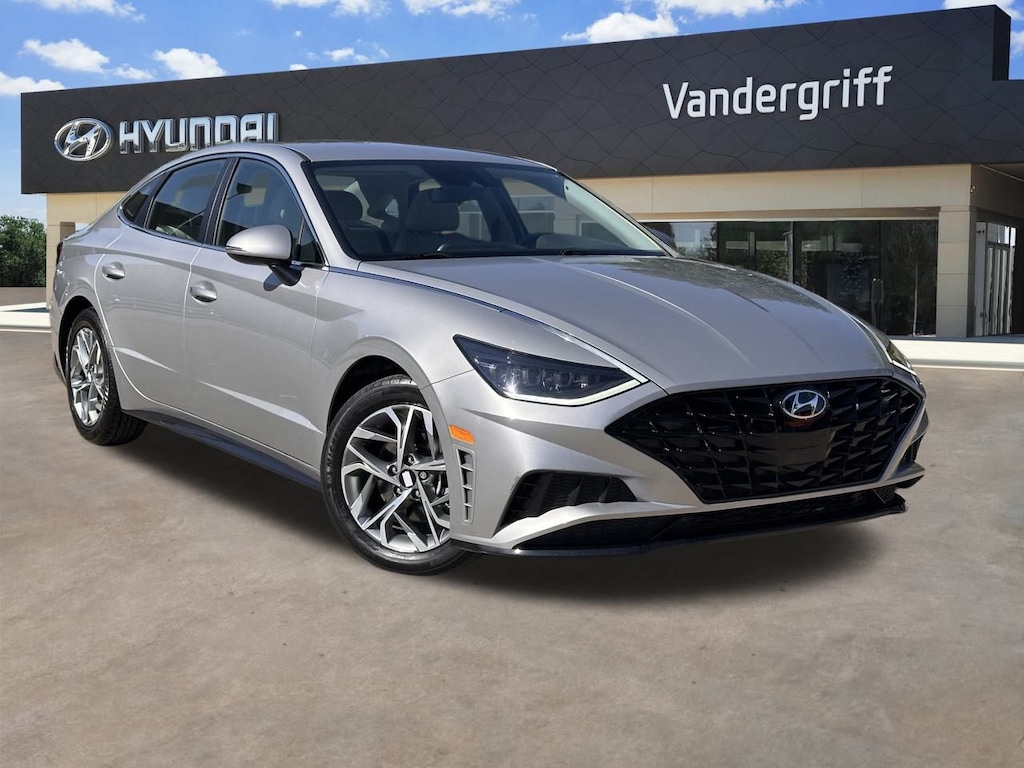 Used 2023 Hyundai Sonata SEL Sedan