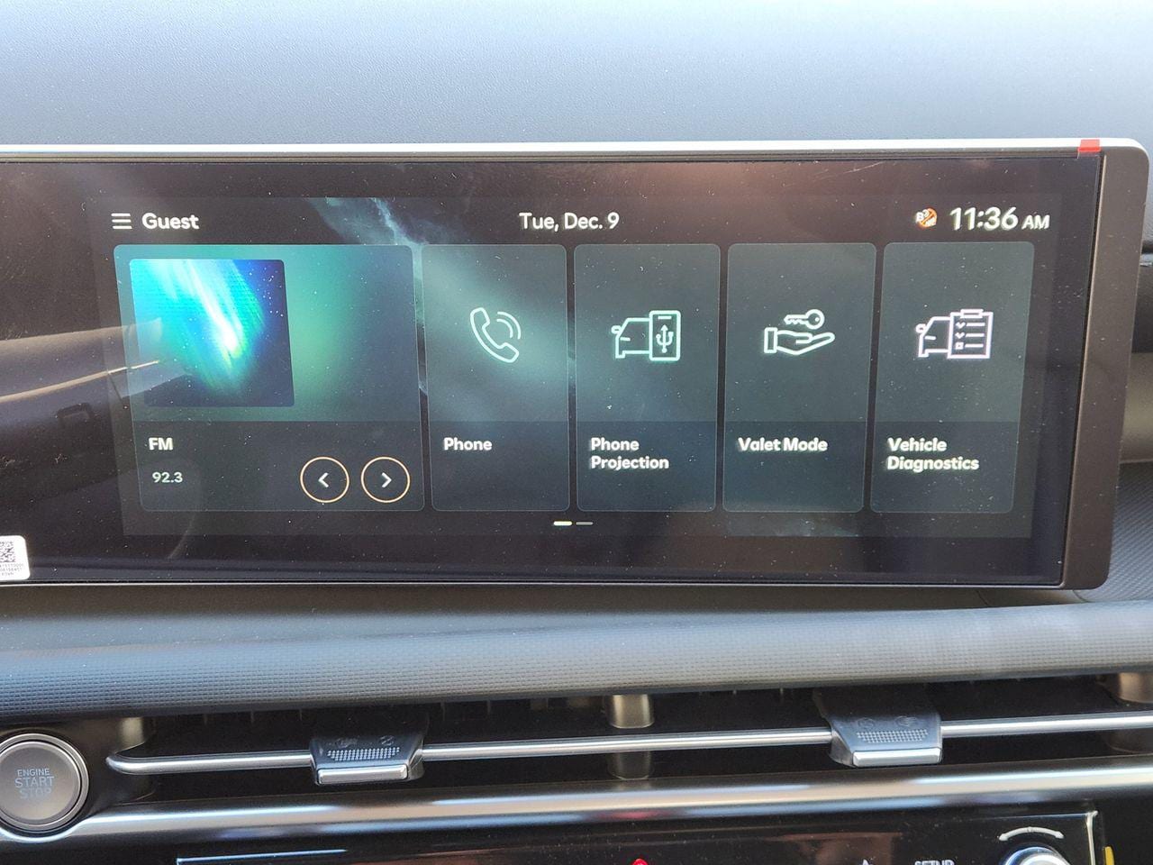 New 2026 SAW White Hyundai SEL FWD image 12