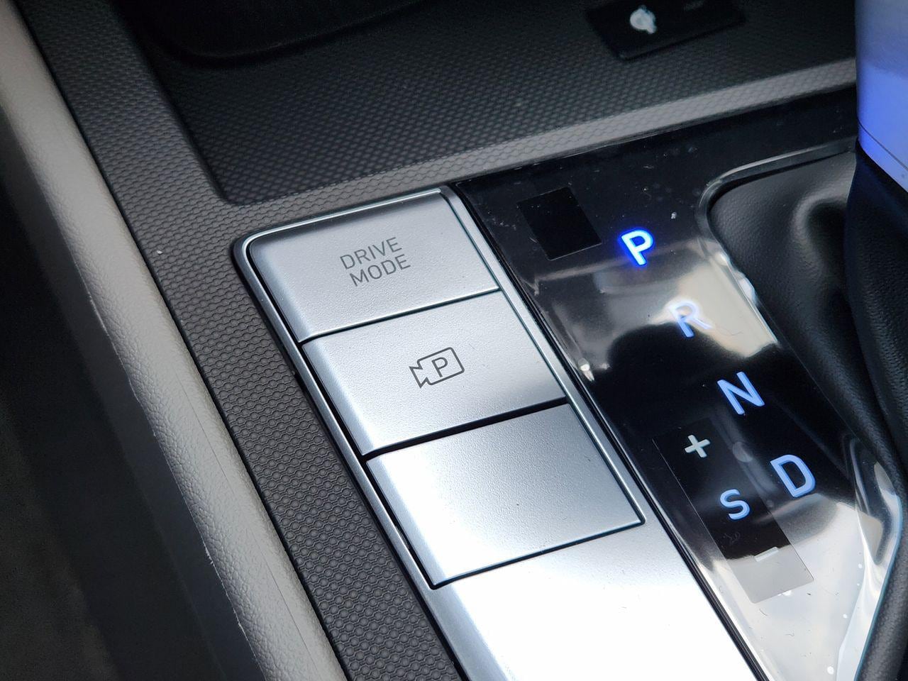 New 2026 W6H White Hyundai SEL Sport image 19