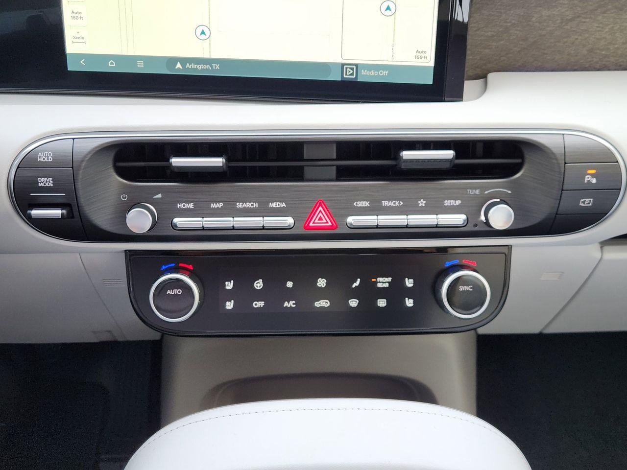 New 2026 A2B Black Hyundai SEL Premium FWD image 15