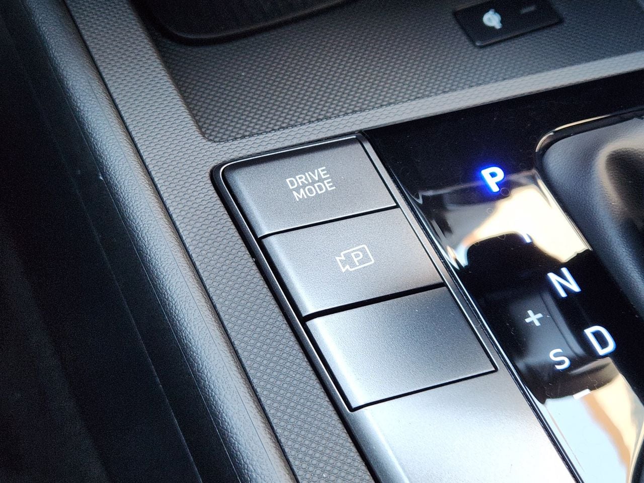 New 2026 W6H White Hyundai SEL Sport image 19