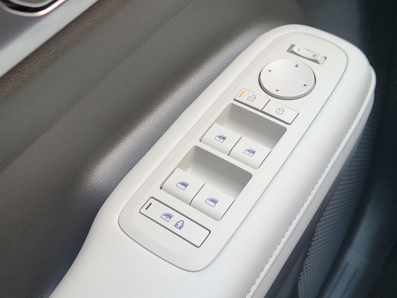 New 2027 Ecotronic Gray Hyundai SEL image 22
