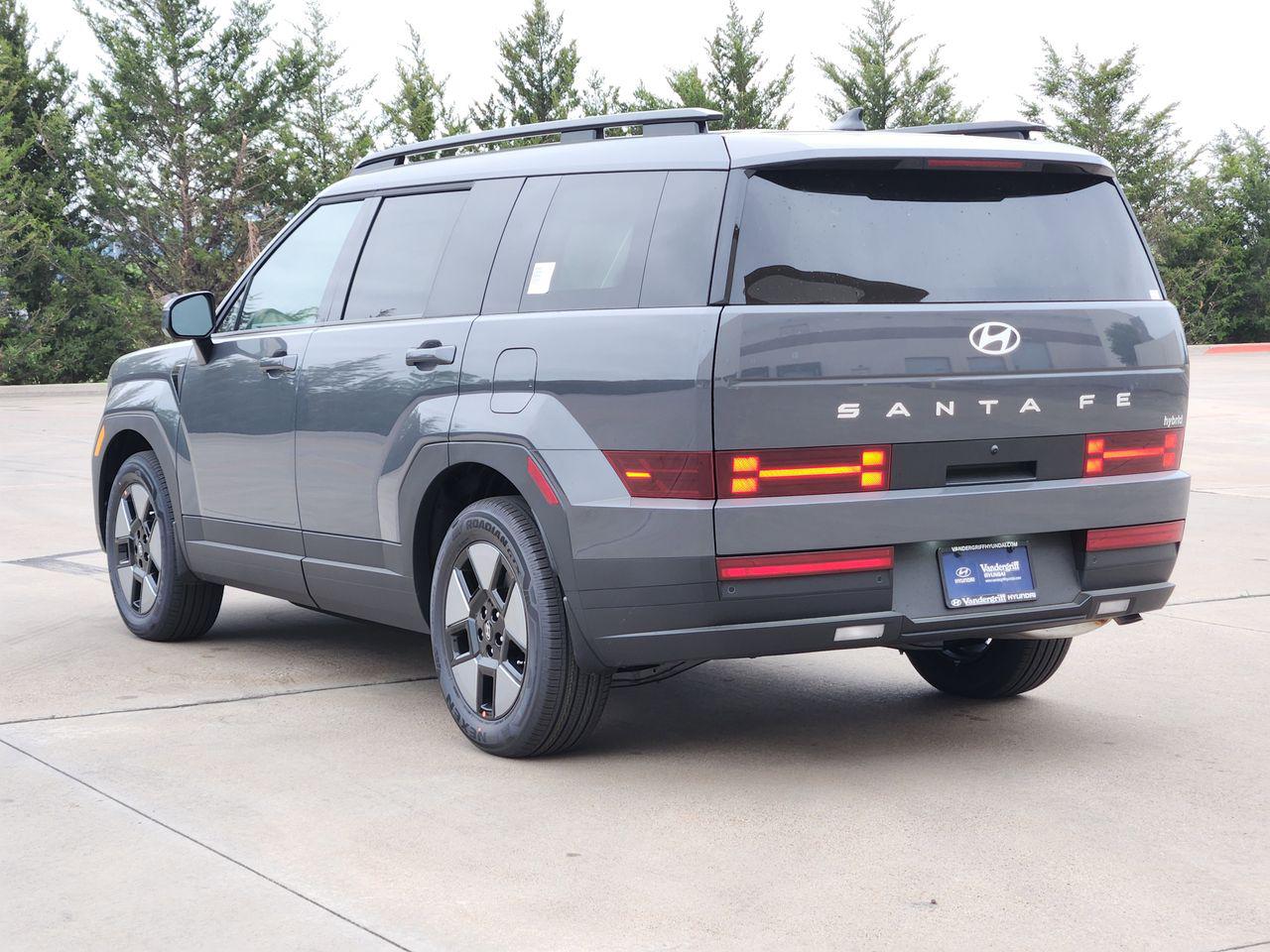 New 2026 PE2 Gray Hyundai SEL image 3