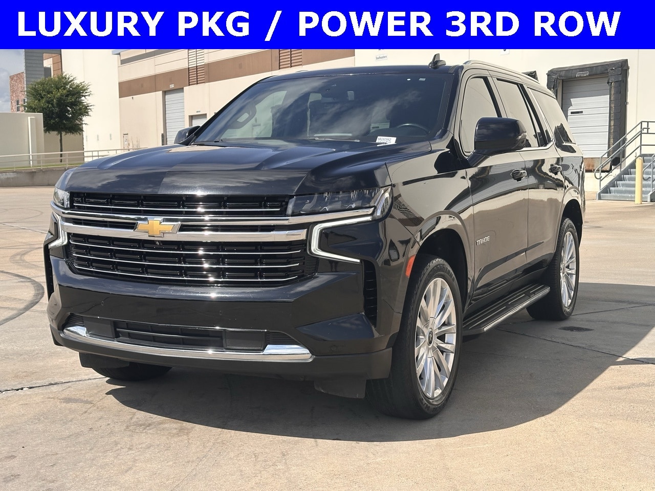 Used 2022 Chevrolet Tahoe LT with VIN 1GNSCNKD5NR260952 for sale in Arlington, TX