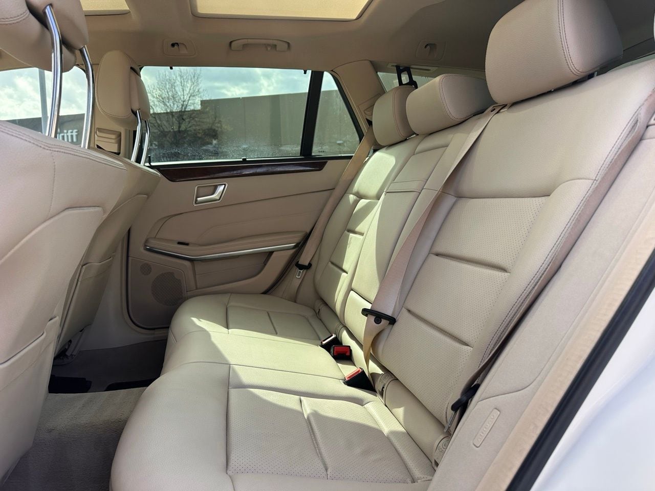 Used 2014 Polar White Mercedes-Benz E 350 4matic® image 14