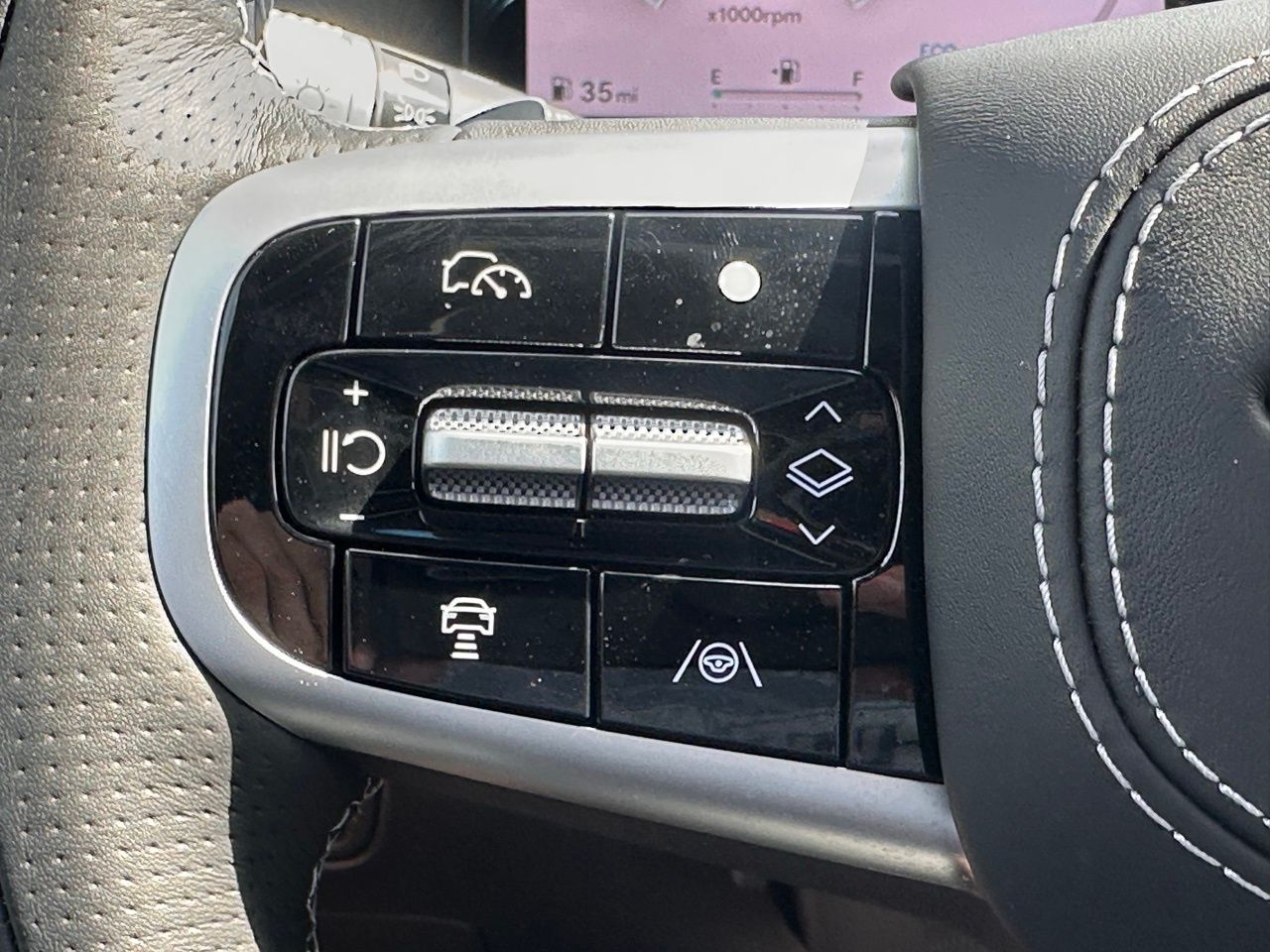 Used 2026 Alta White Genesis 3.5T e-SC image 32