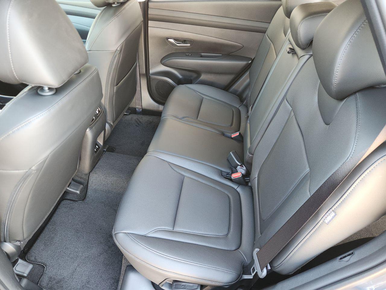 New 2026 Ecotronic Gray Hyundai SEL Plus FWD image 29