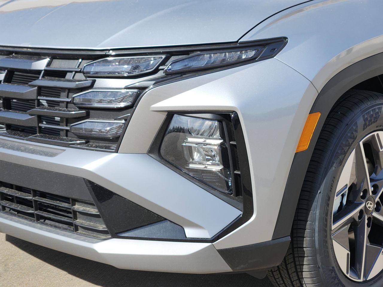 New 2026 R2T Silver Hyundai SEL FWD image 6