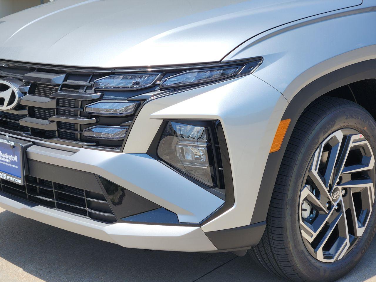 New 2026 Shimmering Silver Hyundai SEL Plus FWD image 6