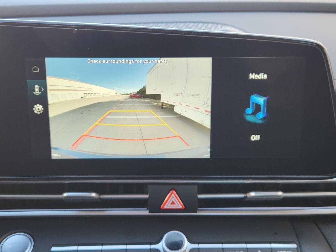 New 2026 Ecotronic Gray Hyundai Limited image 15