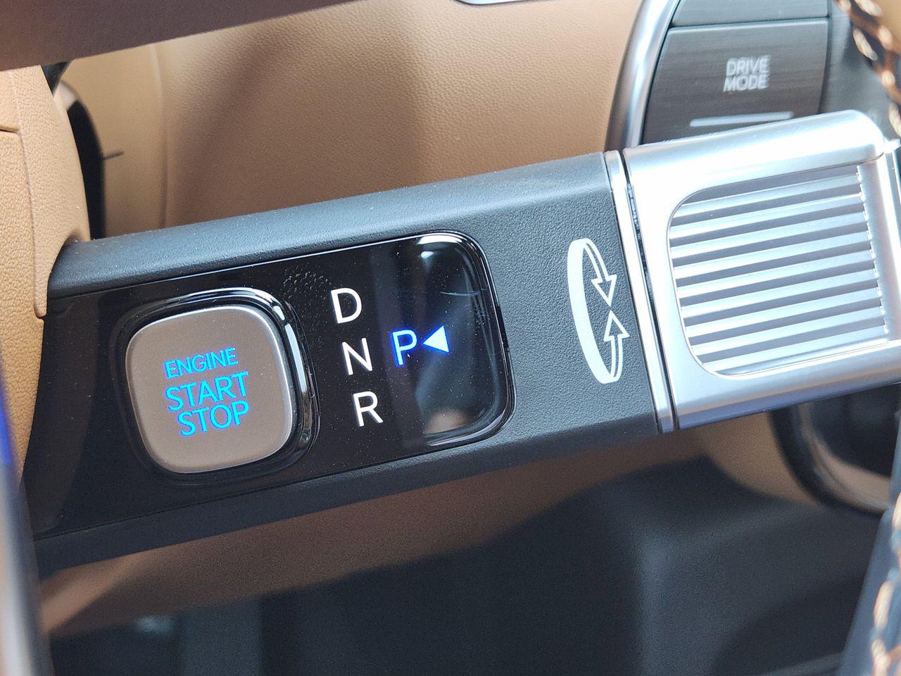 New 2026 Abyss Black Pearl Hyundai Calligraphy FWD image 17