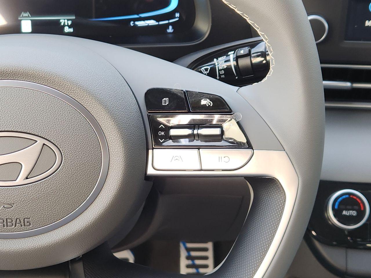 New 2026 W6H White Hyundai SEL Sport image 27