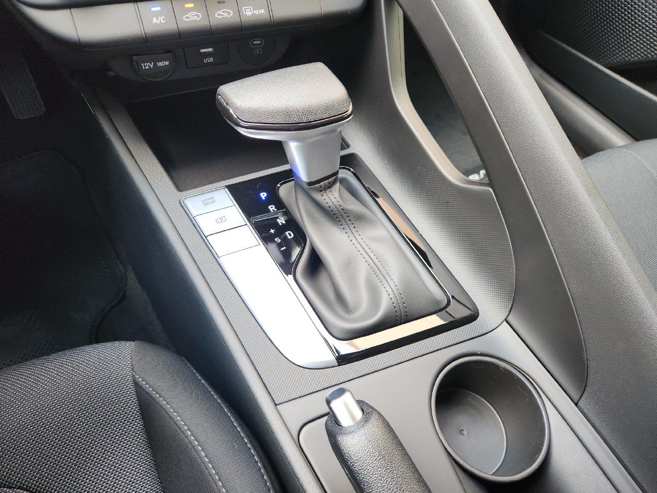 New 2026 Abyss Black Hyundai SE image 15