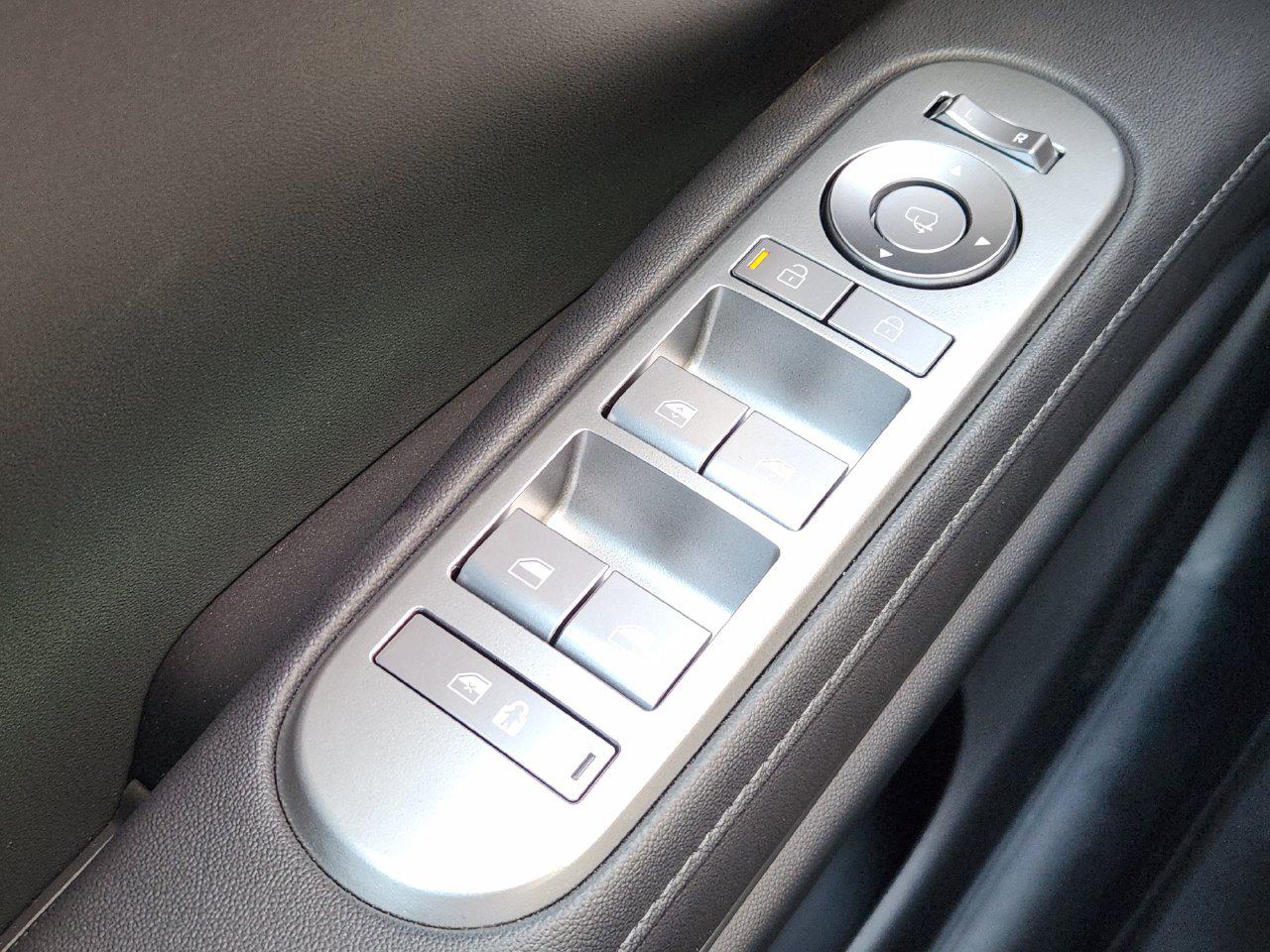 New 2027 Creamy White Pearl Hyundai Blue SEL Premium 7P image 22