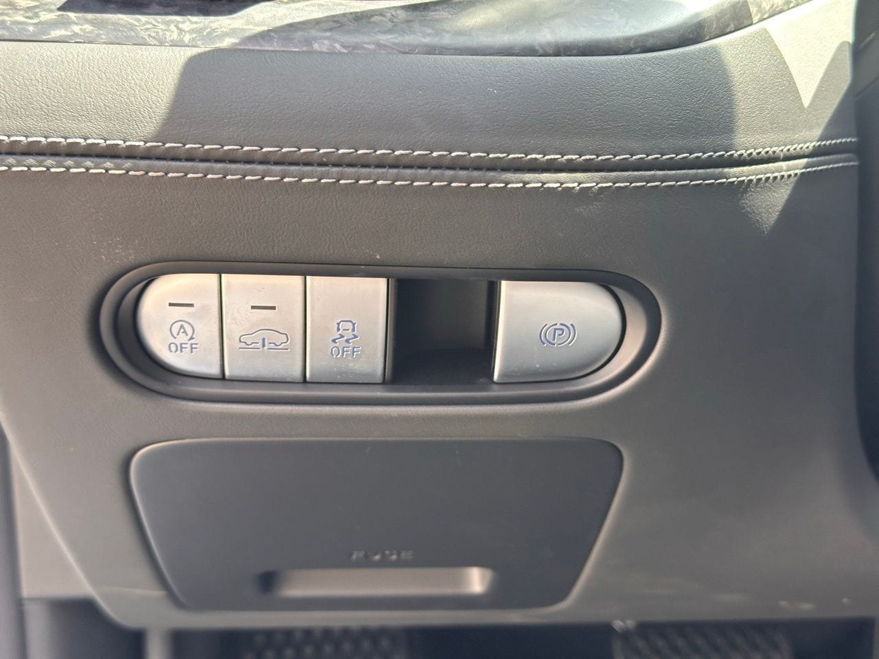 Used 2025 Uyuni White Genesis 3.5T e-SC image 30