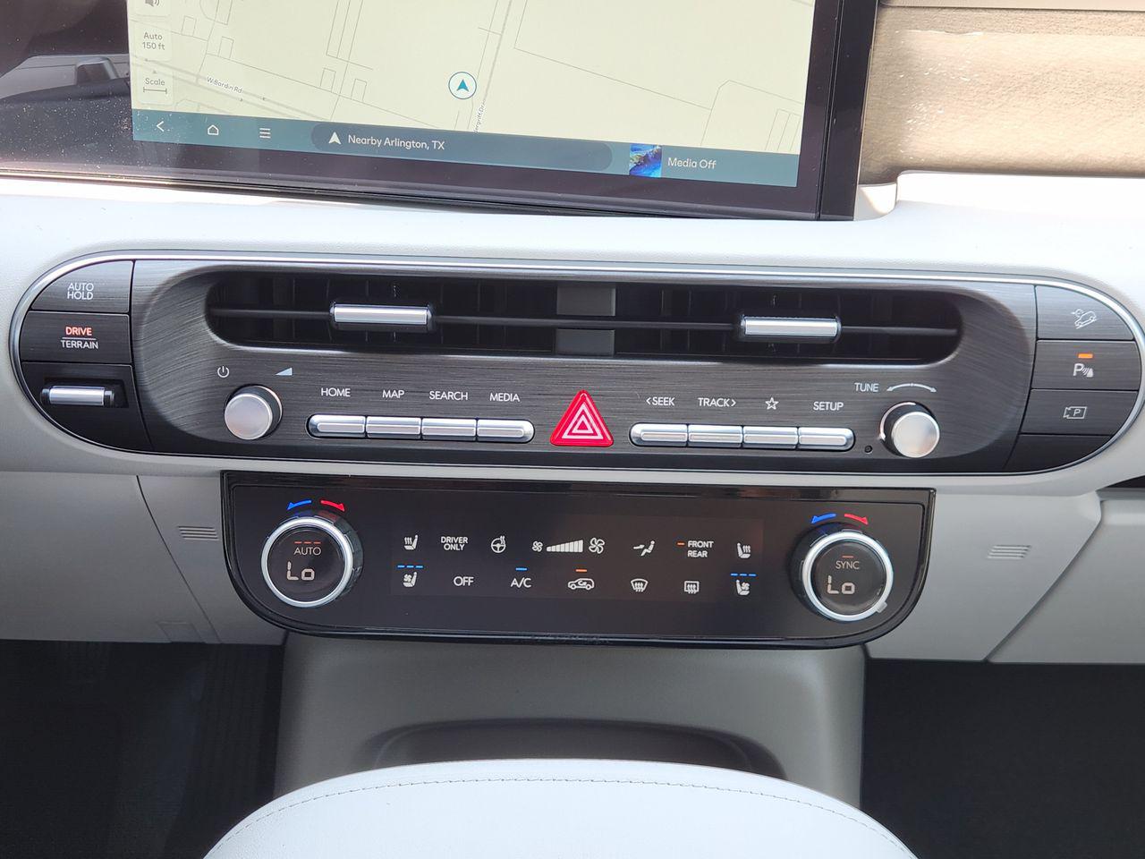 New 2027 Abyss Black Pearl Hyundai SEL Premium 8P image 16