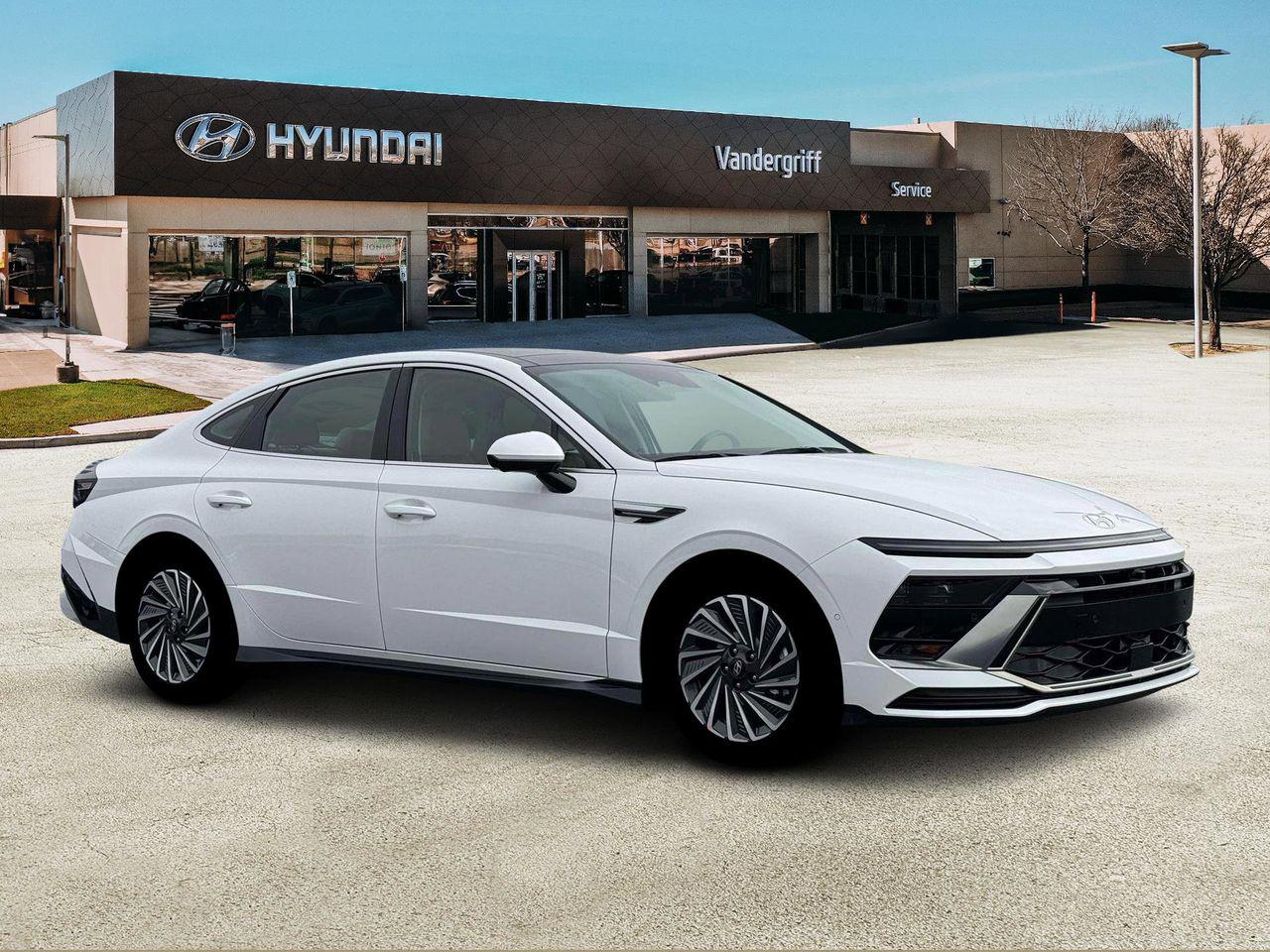 New 2026 W6H White Hyundai Limited image 10