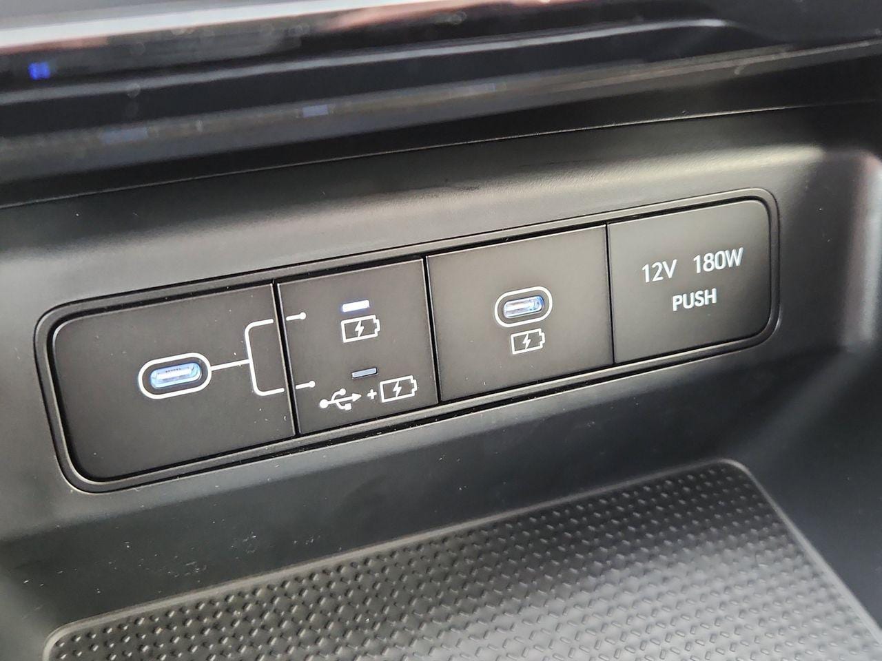 New 2026 R2T Silver Hyundai SEL FWD image 19