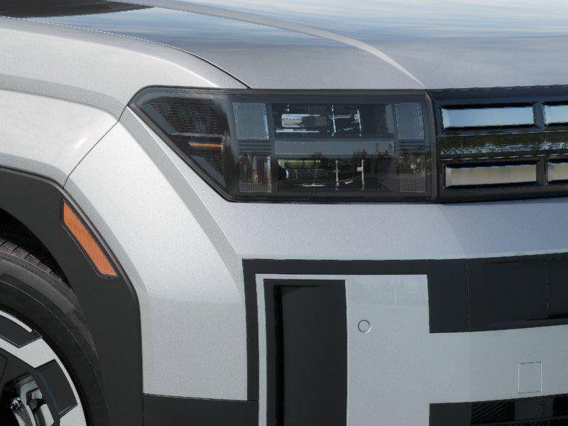 New 2026 R2T Silver Hyundai SEL FWD image 9