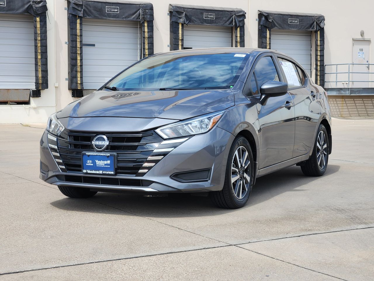 Used 2024 Gun Metallic Nissan 1.6 SV image 2