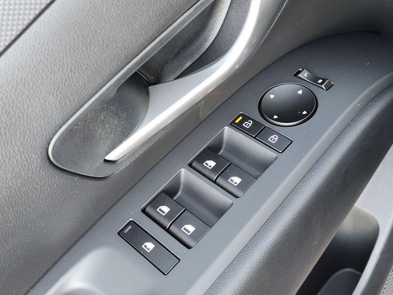 New 2026 R2T Silver Hyundai SEL FWD image 22