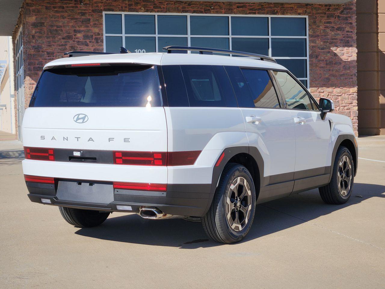 New 2026 W6H White Hyundai SEL FWD image 4