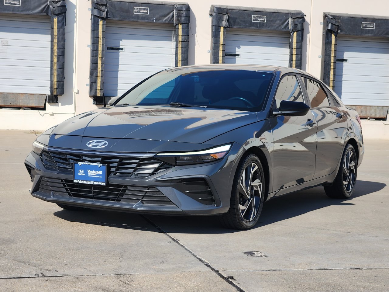 Used 2025 Hyundai Elantra SEL Sport Sedan