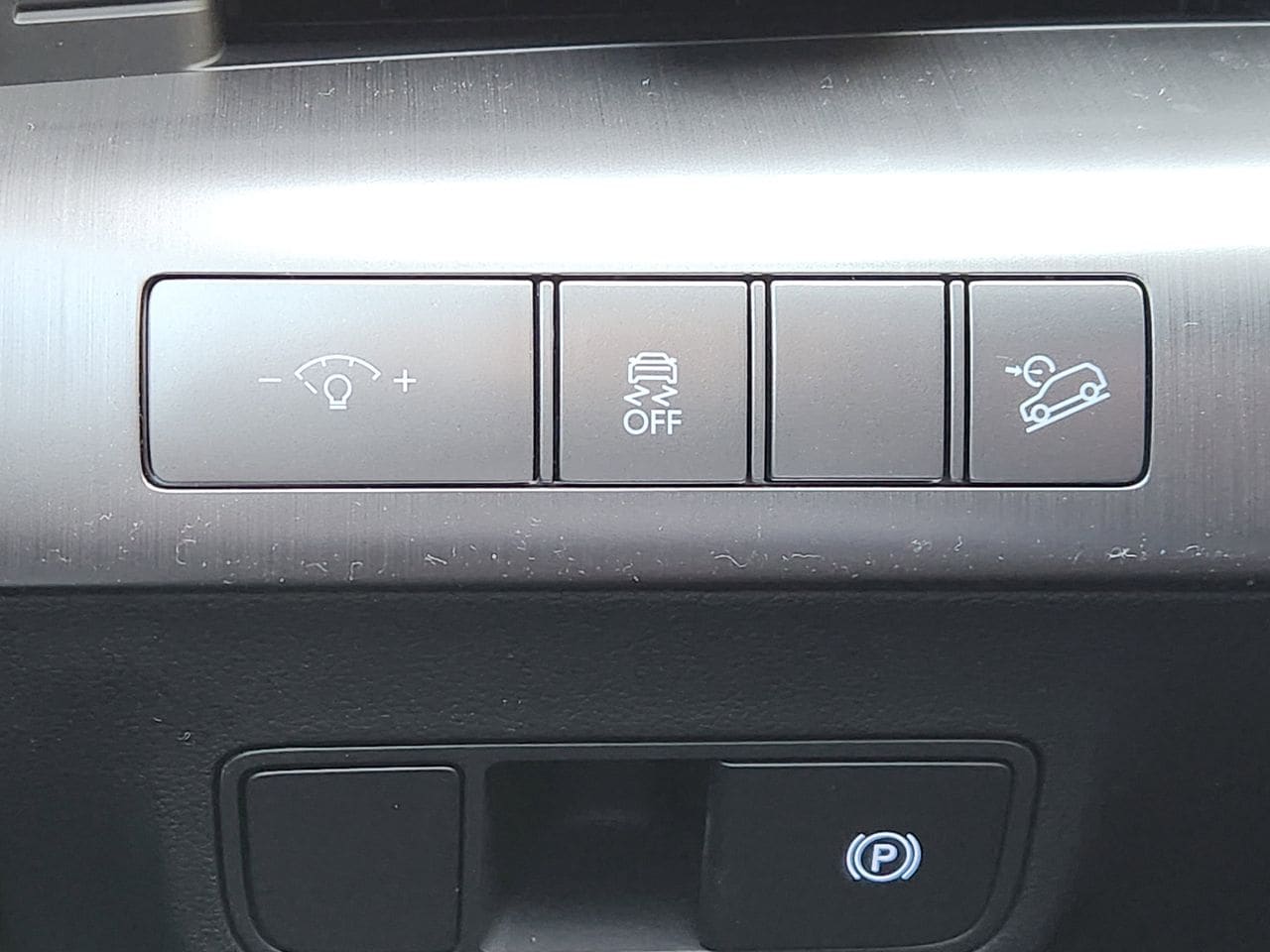 New 2026 SAW White Hyundai SEL Sport FWD image 20