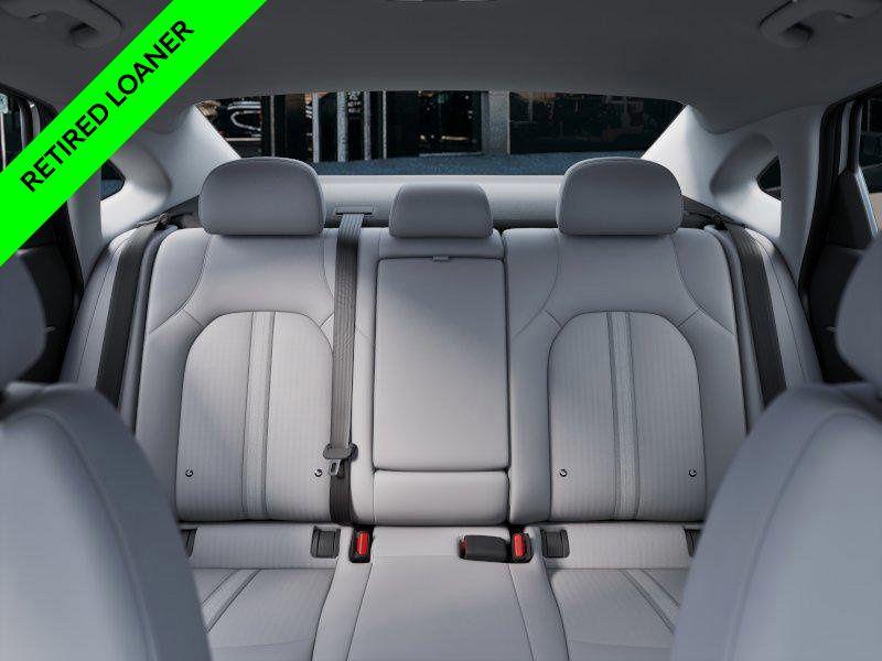 New 2025 W6H White Hyundai SE image 13