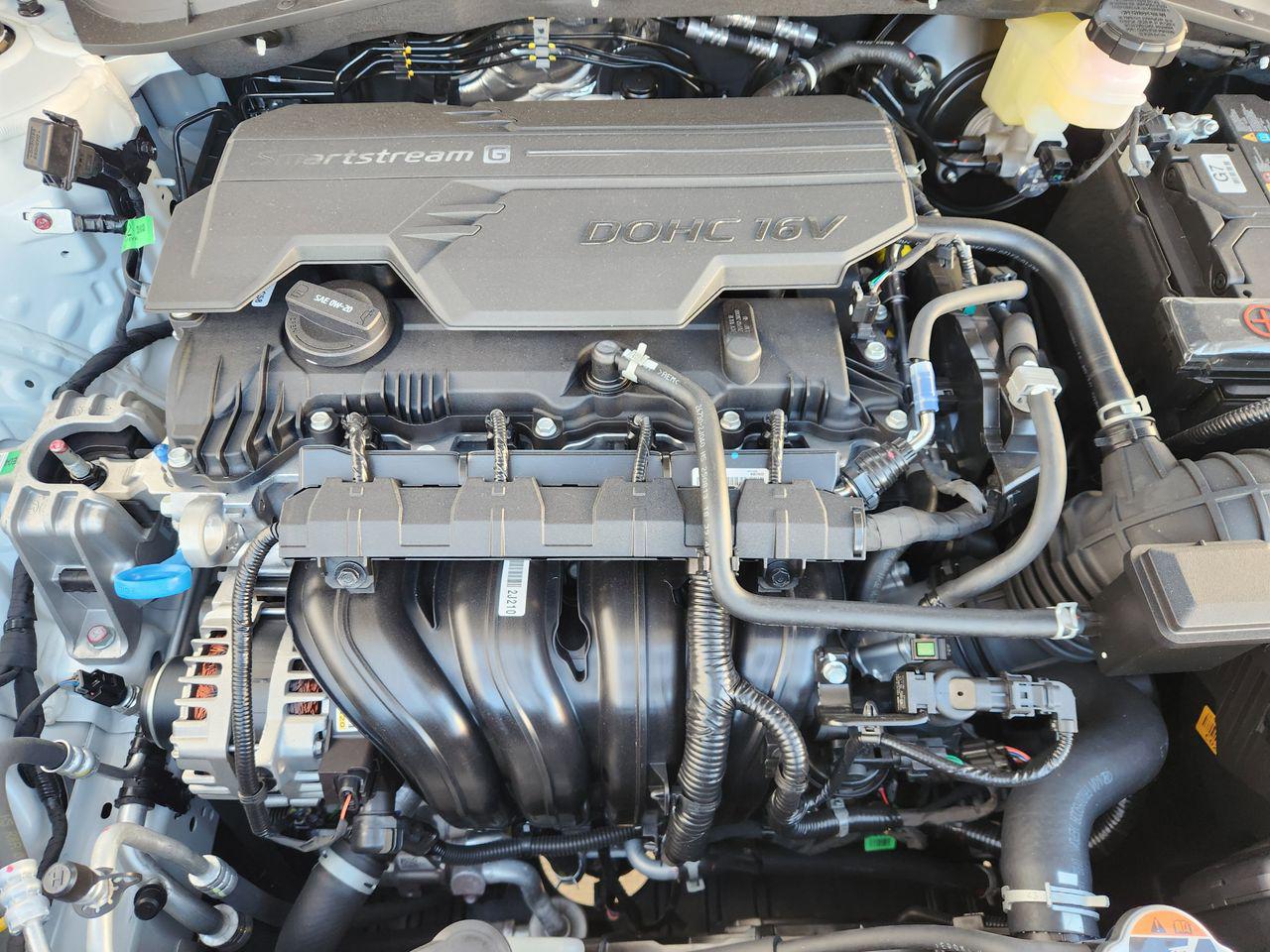 New 2026 SAW White Hyundai SEL Sport FWD image 29