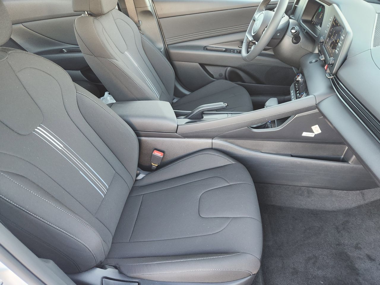 New 2026 W6H White Hyundai SEL Sport image 10