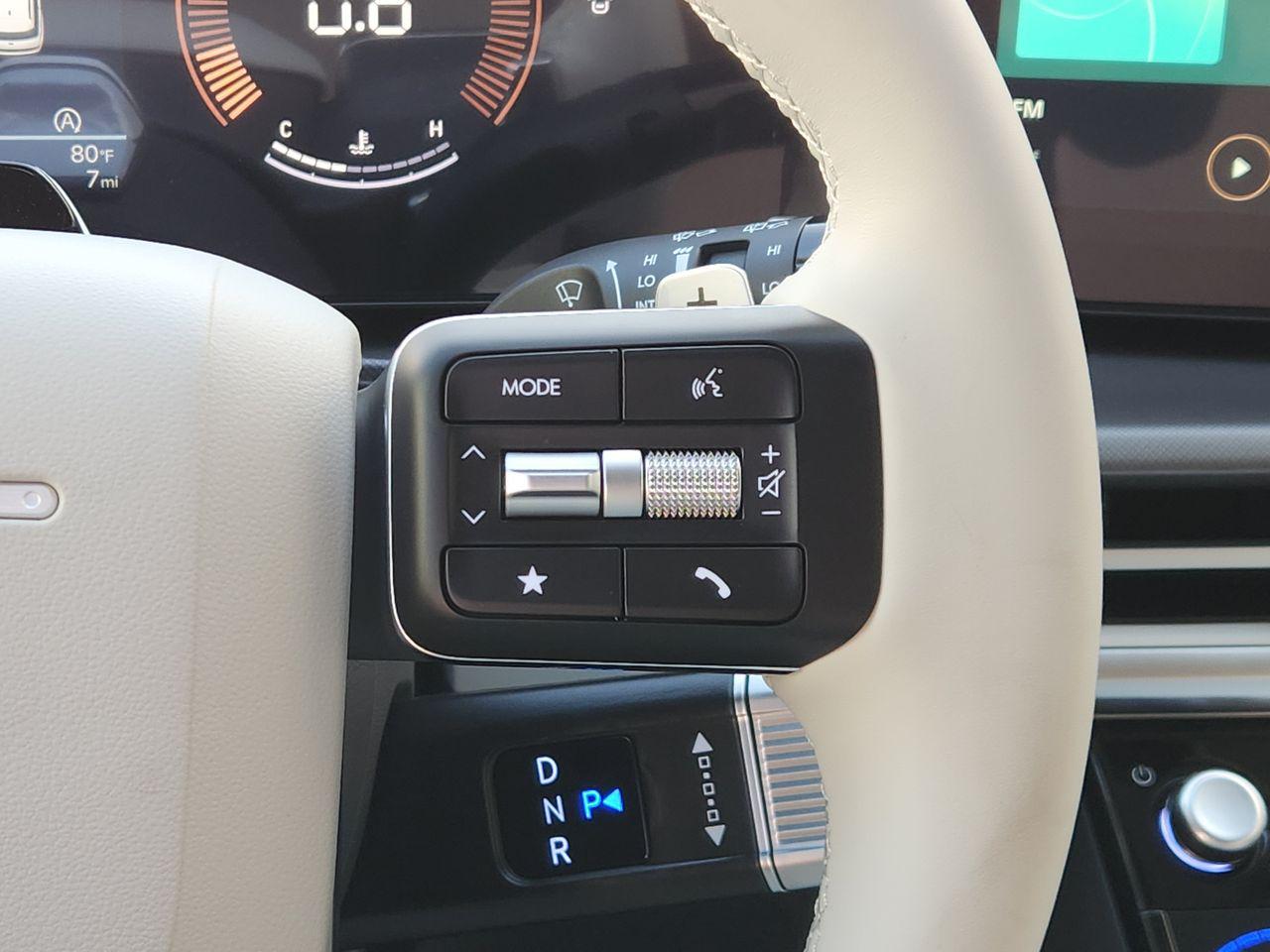 New 2026 Phantom Black Hyundai SEL FWD image 27