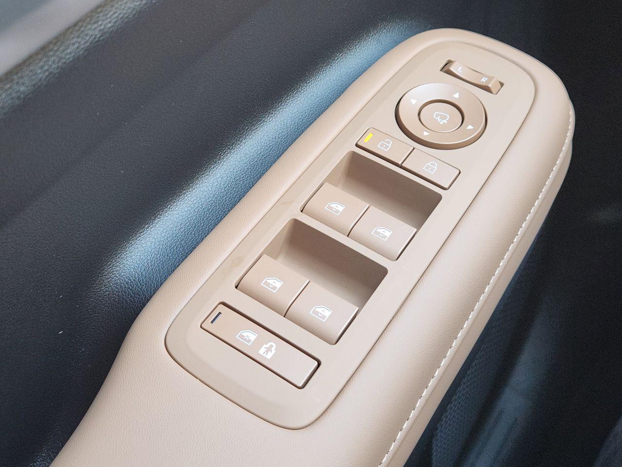 New 2026 YBM Hyundai Calligraphy FWD image 21