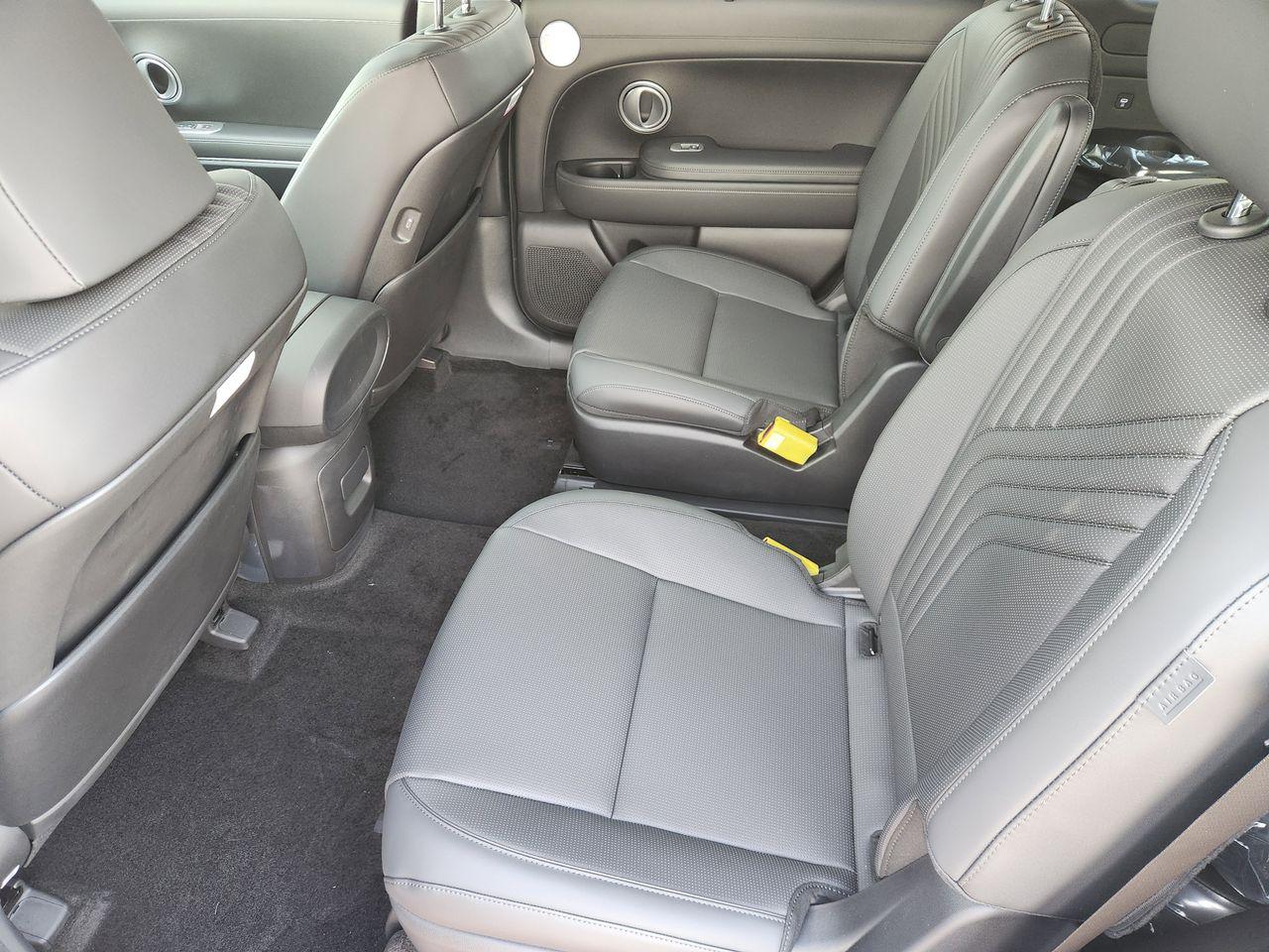 New 2026 WC9 White Hyundai SEL FWD image 29