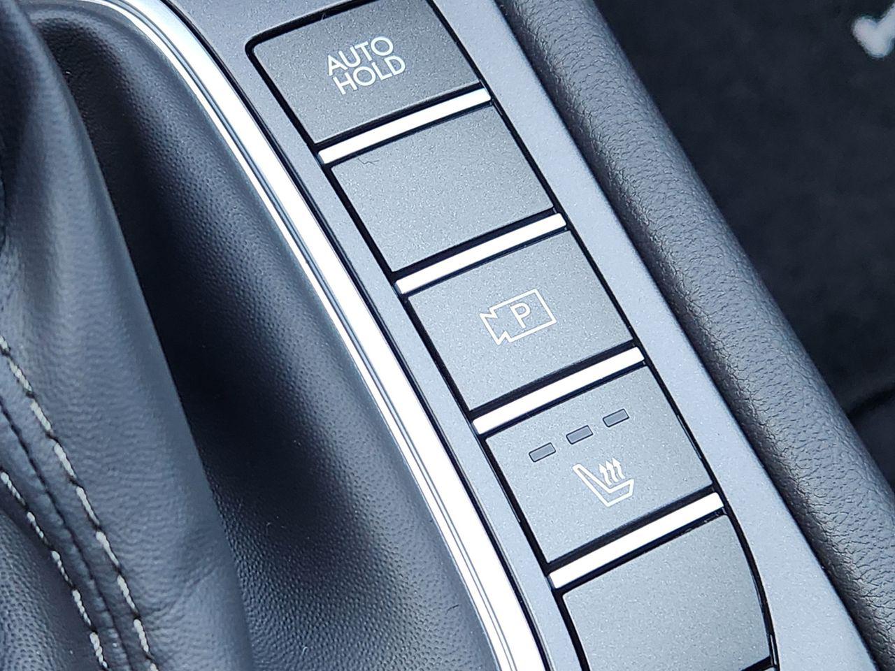 New 2026 R2P Red Hyundai SEL Sport FWD image 17