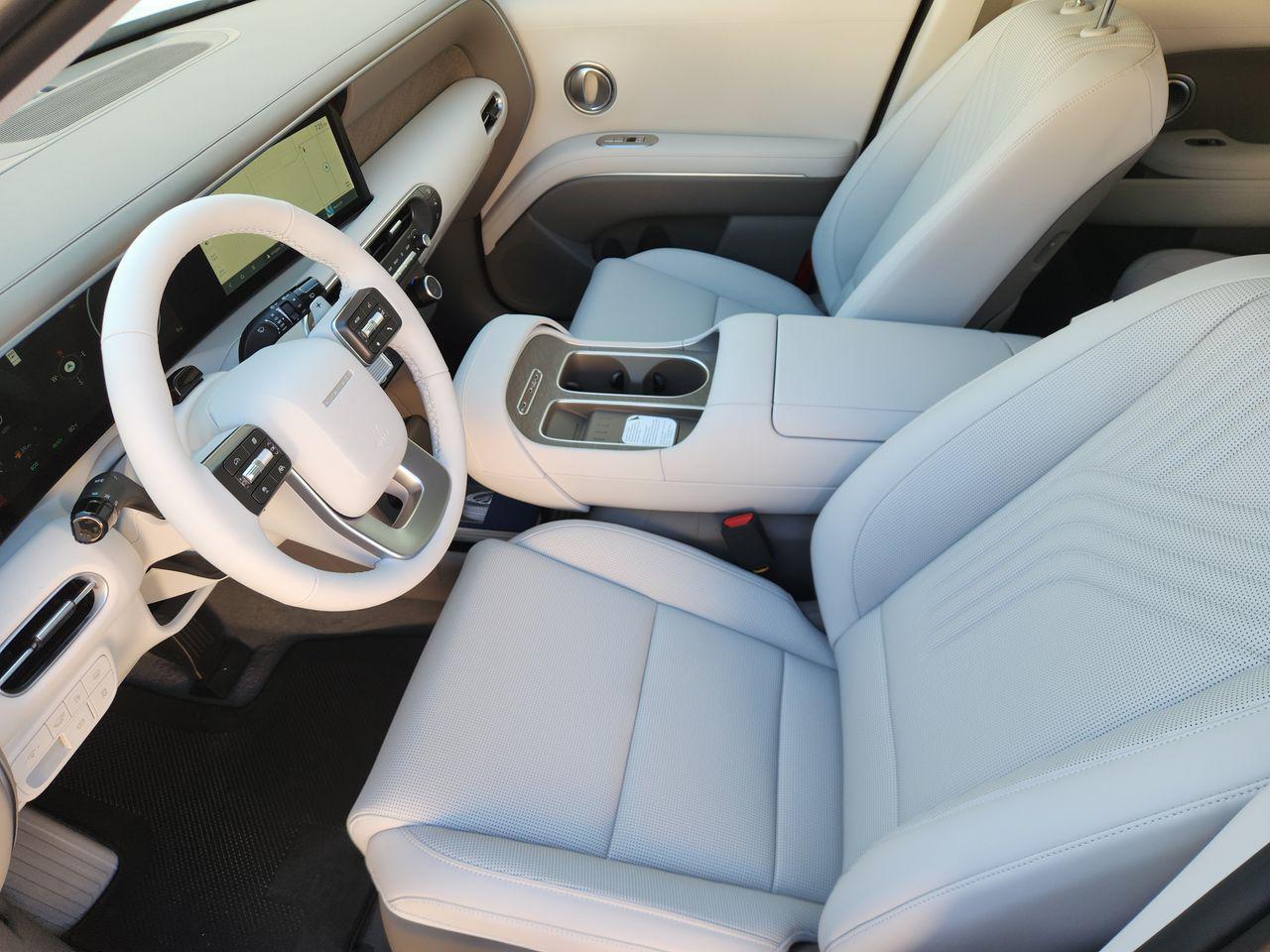 New 2026 Creamy White Pearl Hyundai SEL Premium 7P image 10